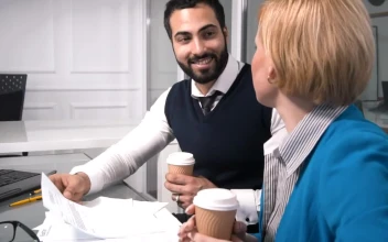 Video Stock Businessman And His Partner In Business Meeting For PC