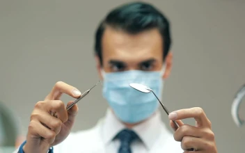 Stock Video Dentist Holding Tools For PC