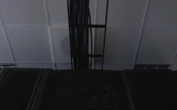 Stock Video Datacenter Cables For PC