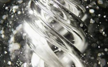 Stock Video Crystal Texture And Light Reflection For PC