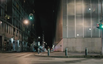Stock Video Crosswalk At Night For PC