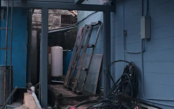 Stock Video Courtyard Of An Abandoned House For PC