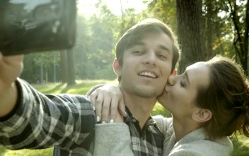 Stock Video Couple Taking A Selfie With A Kiss For PC