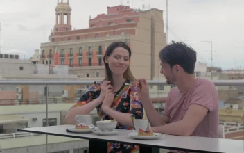 Stock Video Couple Eating In A City Cafe For PC