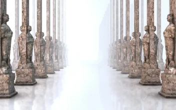 Stock Video Corridor With Pillars And Human Statues For PC
