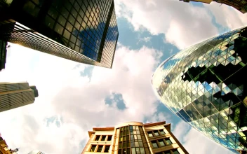 Stock Video Corporate And Business Buildings In The City For PC