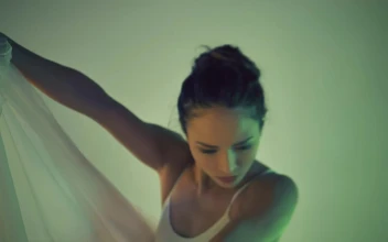 Stock Video Contemporary Dancer Posing With A White Dress For PC