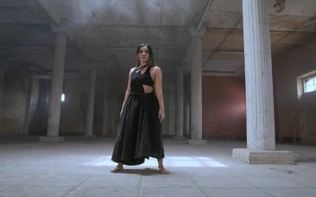 Stock Video Contemporary Dancer Dancing For PC