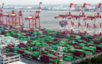 Stock Video Containerport Time Lapse In Tokyo For PC