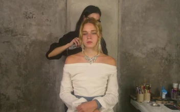 Stock Video Combing A Female Fashion Model For PC