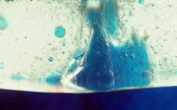 Stock Video Colored Ink In Oil For PC