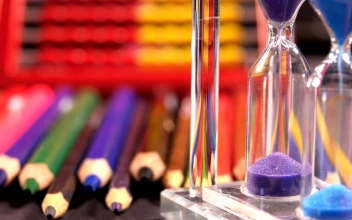 Stock Video Colored Hourglasses And School Supplies For PC