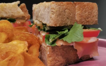 Stock Video Club Sandwich With Potato Chips For PC
