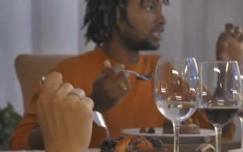 Stock Video Faces Of Friends Having A Christmas Dinner For PC