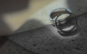 Stock Video Elegant Wedding Slideshow For PC