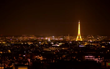 Stock Video Eiffel Tower Illuminated At Night For PC