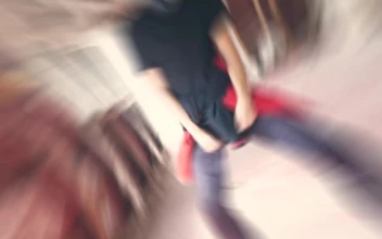 Stock Video Double Twist Transition For PC