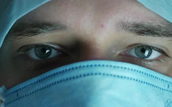 Stock Video Doctor With Surprise Eyes For PC