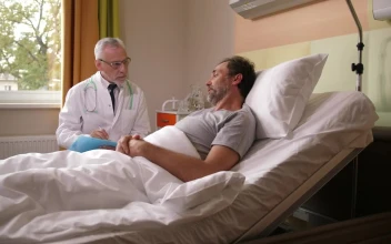 Stock Video Doctor And Their Patient For PC