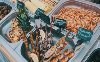 Stock Video Display With Street Food For PC
