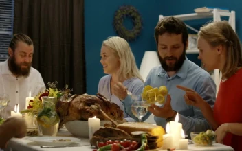 Stock Video Friends Having Thanksgiving Dinner Together For PC