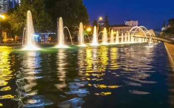 Stock Video Fountain At Night Time Lapse For PC
