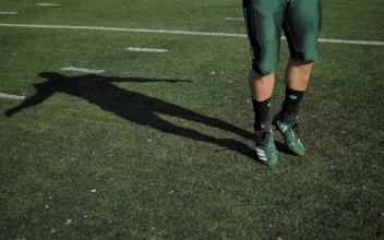Stock Video Football Player Warming Up For PC