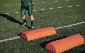 Stock Video Football Player Training For PC