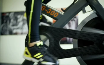 Stock Video Feet Pedaling On A Fixed Bike For PC