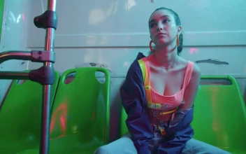 Stock Video Fashion Model Posing On A Bus For PC