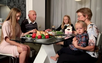 Stock Video Family Praying Before A Meal For PC