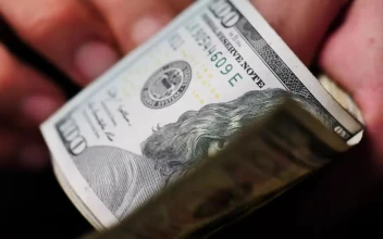 Stock Video Hands Flipping Through A Wad Of Dollars Seen Very Close For PC