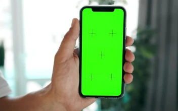 Stock Video Hand Touches Mobile Website Greenscreen Demo For PC
