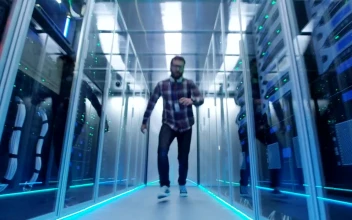 Stock Video Grimacing It Engineer In The Server Room For PC