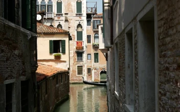 Stock Video Gondola Moving In A Canal In Venice For PC
