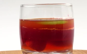 Stock Video Glass With A Prepared Drink Spinning For PC
