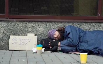 Stock Video Giving Money To Homeless Man For PC