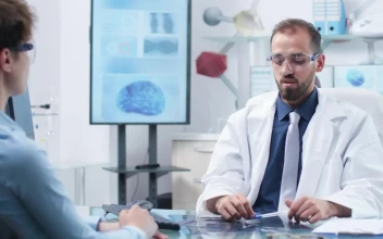 Stock Video Future Scientist Uses Ar Glasses In Meeting With Colleague For PC
