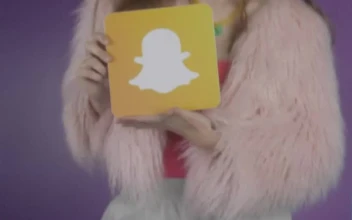 Stock Video Funny Social Media Ad With A Girl For PC
