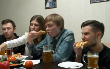 Stock Video Friends Sharing A Meal Together For PC