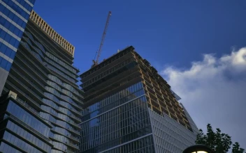 Stock Video Immense And Modern Building Under Construction Animated Wallpaper