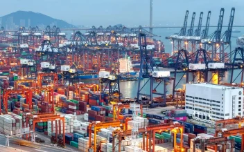Stock Video Hong Kong Cranes A Container Port Working Animated Wallpaper