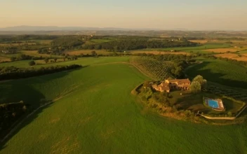 Stock Video Holiday House Between Agricultural Fields Animated Wallpaper