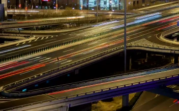 Stock Video Highway Traffic In Fast Motion Animated Wallpaper