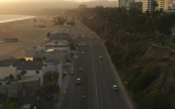 Stock Video Highway Near The Seashore In La Animated Wallpaper
