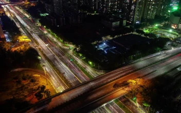 Stock Video High Speed Traffic On The Highway At Night Animated Wallpaper