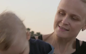 Stock Video Happy Young Mother Animated Wallpaper