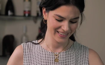 Stock Video Happy Woman Preparing Salad Animated Wallpaper