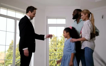 Stock Video Happy Family Purchase A New House Animated Wallpaper