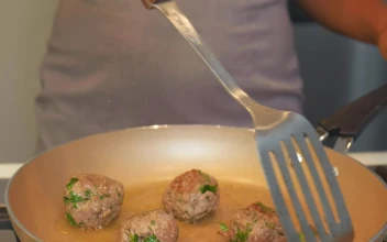 Stock Video Happy Couple While Cooking Animated Wallpaper